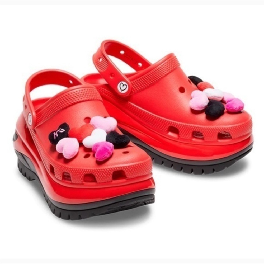 CROCS Karol G Mega Crush Clog